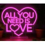 LAMPADA LEGAMI LED EFFETTO NEON ALL YOU NEED IS LOVE